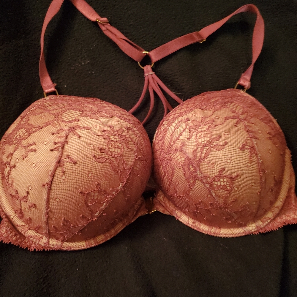 36C VICTORIA SECRET BOMBSHELL BRA